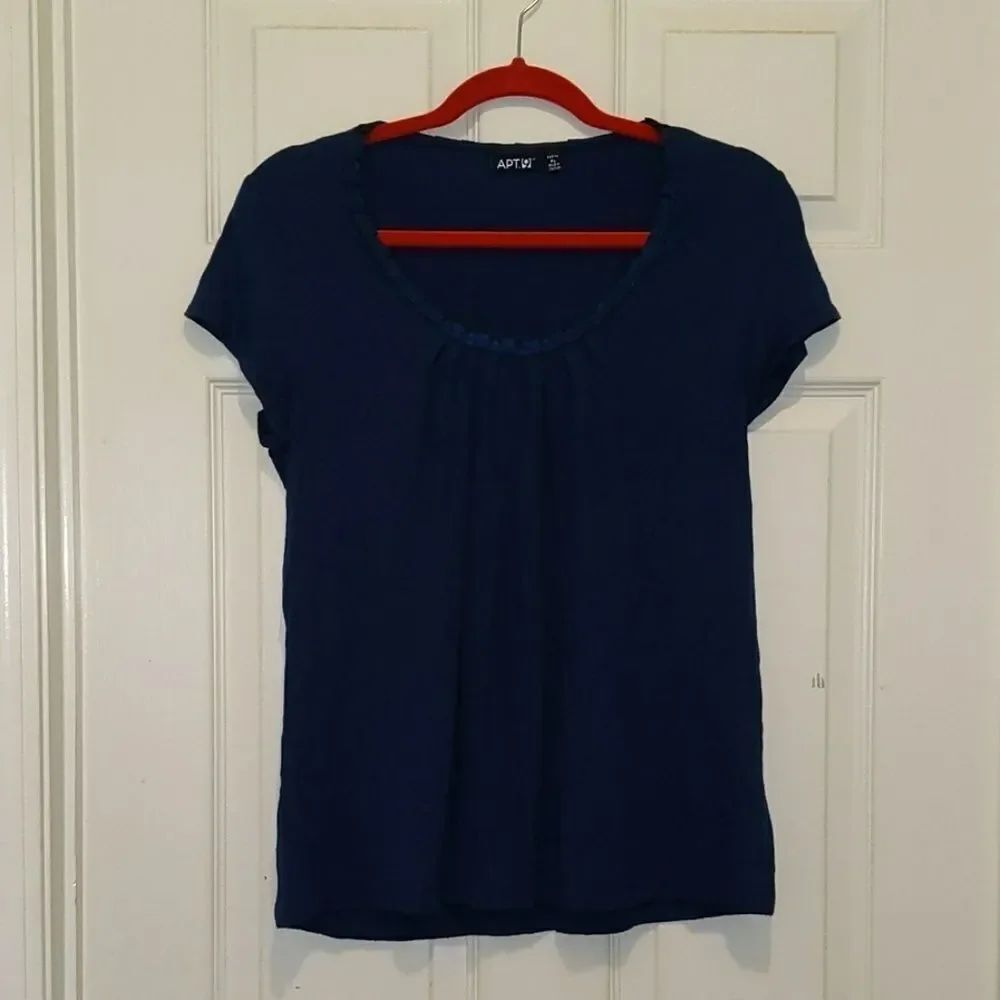 Apt. 9 royal blue top Sz PL NWOT
